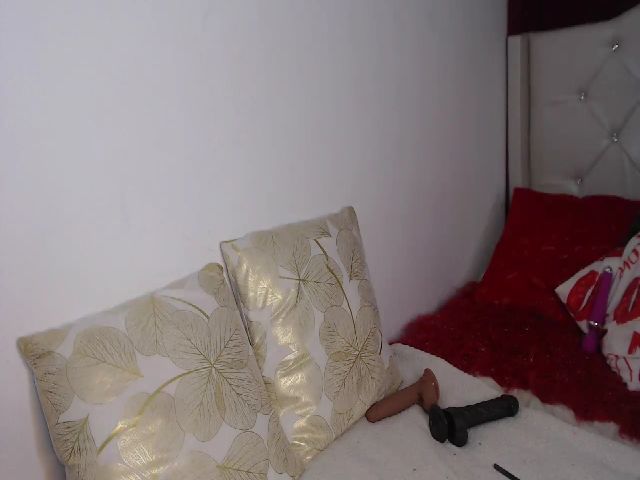 Live sex webcam photo for JadeMackenzie #270845107