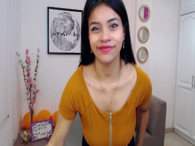 Live sex webcam photo for Lili_cutee #270839564