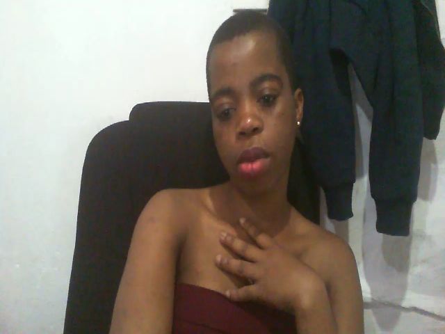 Live sex webcam photo for Darkvanila #270833146