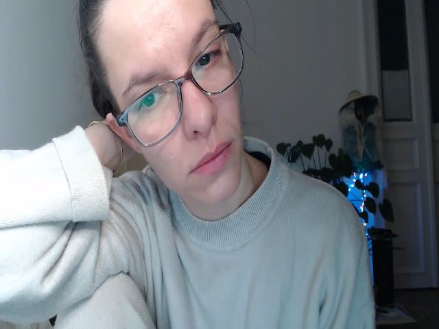 Live sex webcam photo for PetitePinkie #270846208