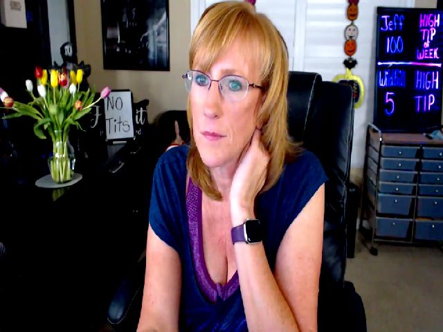 Live sex webcam photo for SummerKnightz #270831174