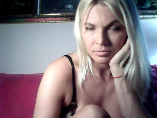 Live sex webcam photo for Cataleah #270846211