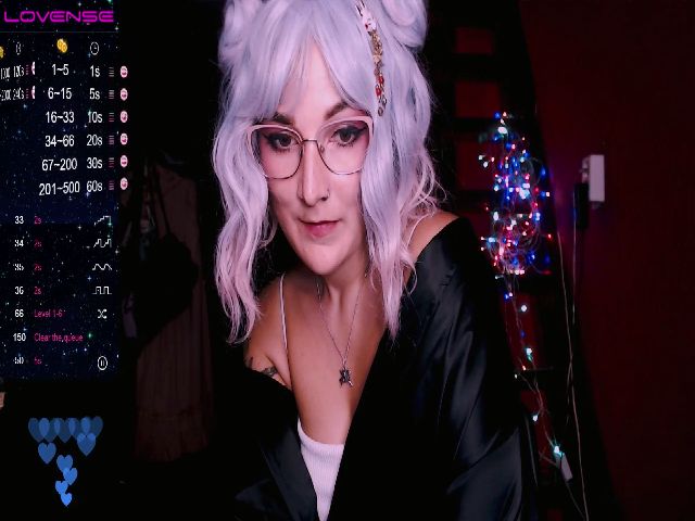 Live sex webcam photo for WinonaCooper #270839758