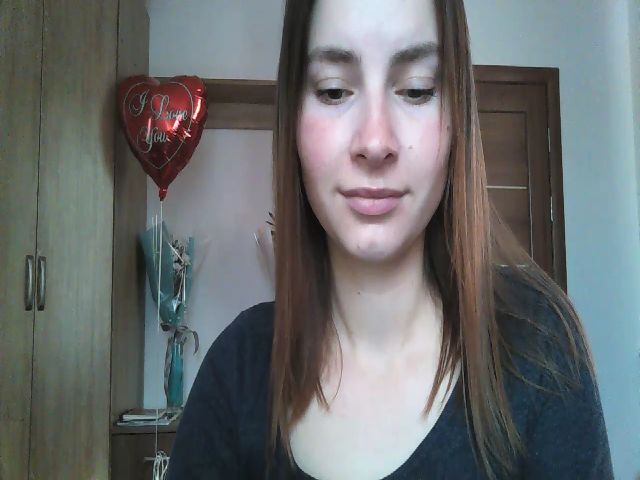 Live sex webcam photo for MisssSun #270834947