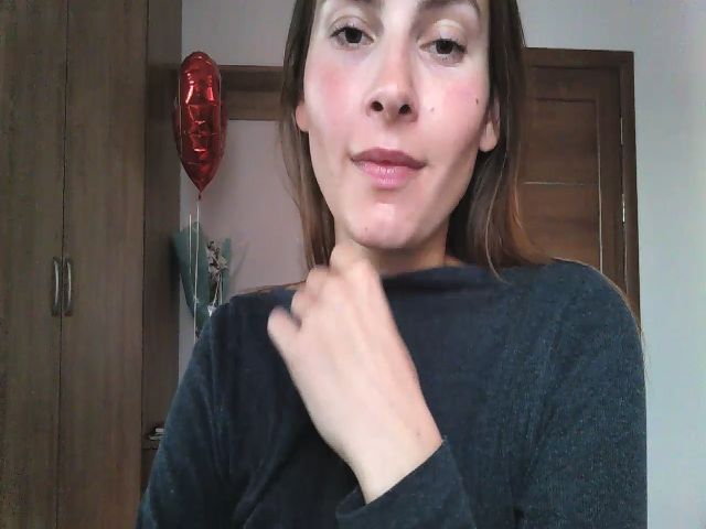 Live sex webcam photo for MisssSun #270837341