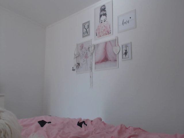 Live sex webcam photo for Kandy_C #270836777