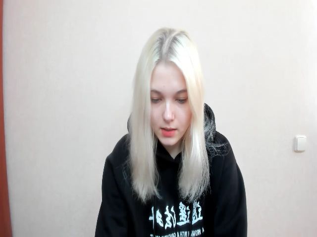 Live sex webcam photo for Liliagold #270839161