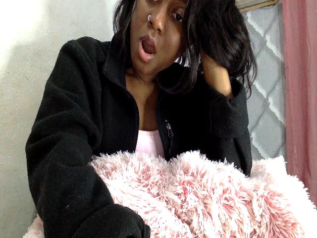 Live sex webcam photo for Jasminegirly #270831030