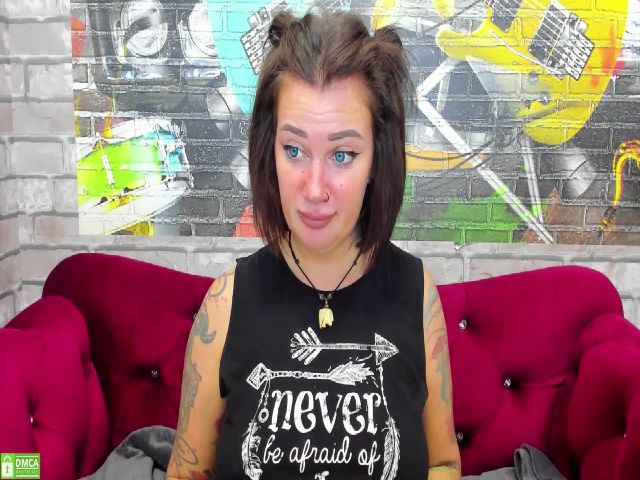 Live sex webcam photo for SonnyVolly #270839285