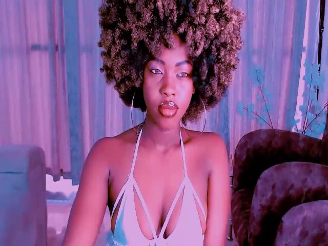 Live sex webcam photo for Sweetcarafu #270837123