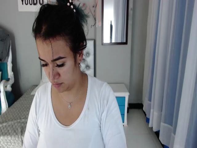 Live sex webcam photo for sweet__violet #270832064