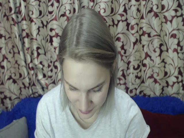 Live sex webcam photo for NoNameGirle #270832613