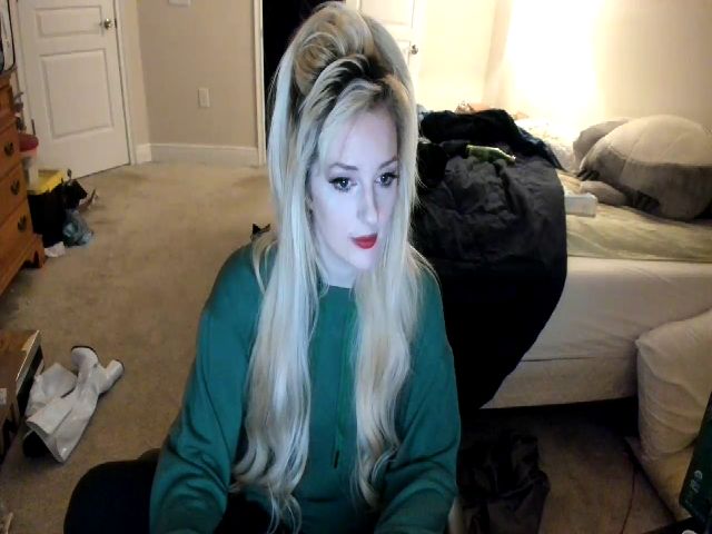 Live sex webcam photo for Domme_Jeans #270830612