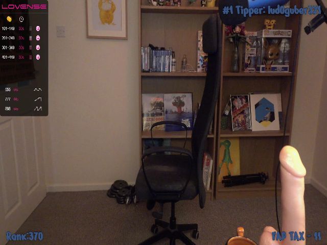 Live sex webcam photo for AutomicBlue #270840375