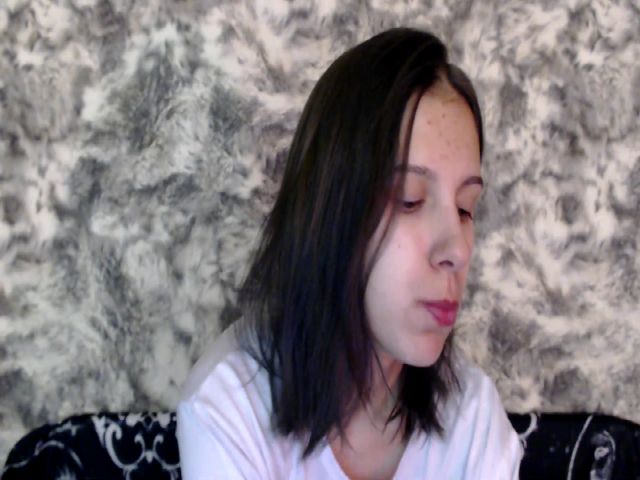 Live sex webcam photo for FoundError404 #270831924