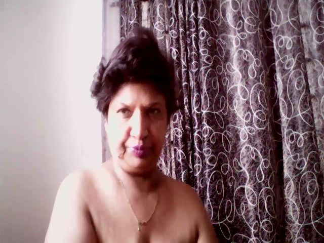 Live sex webcam photo for Indianbarbie3 #270839468