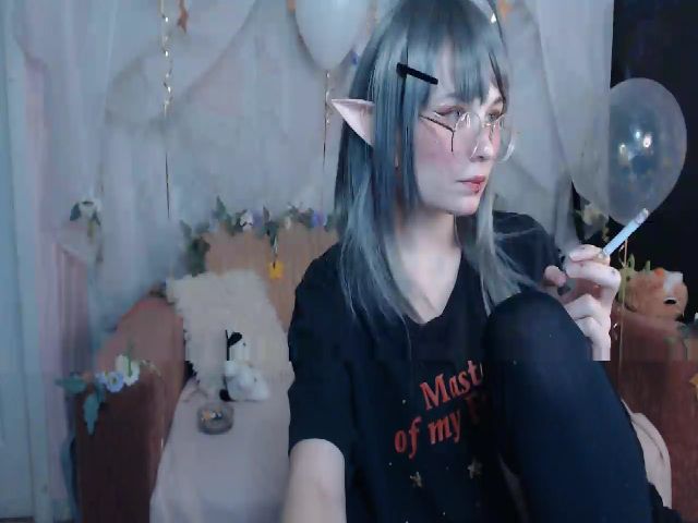 Live sex webcam photo for Miss_Toree #270845077