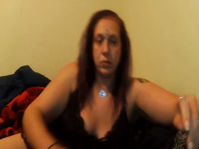 Live sex webcam photo for Cwhatyouwant #270828314