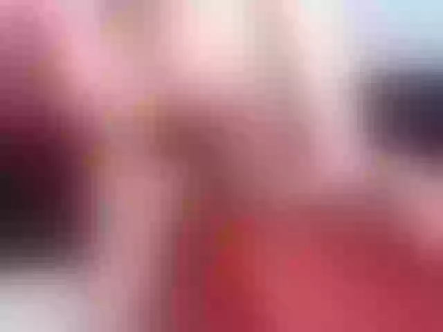 Live sex webcam photo for LolaMadison02 #270842697