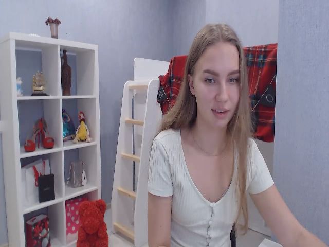 Live sex webcam photo for KatrinNovak #270835476