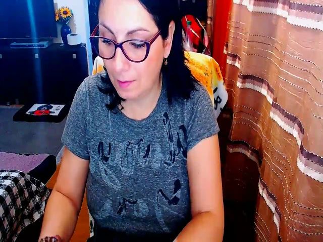 Live sex webcam photo for Ella_Sunshine #287890753