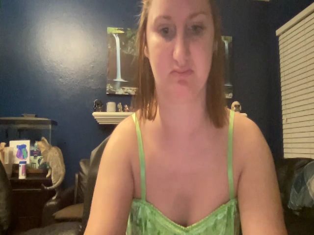 Live sex webcam photo for LizzysLips #270831540