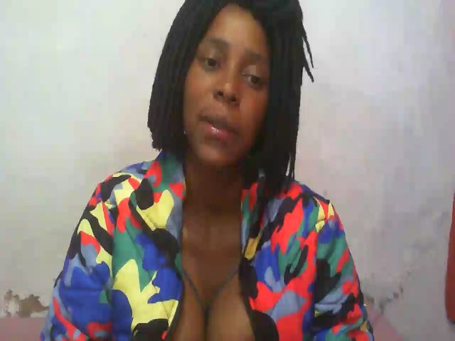 Live sex webcam photo for Sweetass002 #270828317