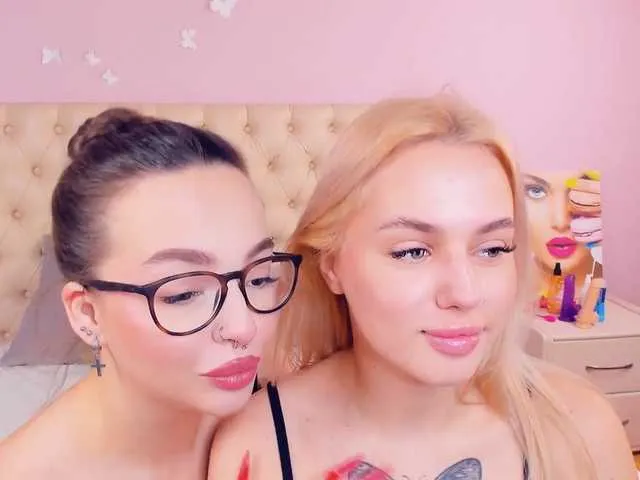 Live sex webcam photo for EvaTina #270833613