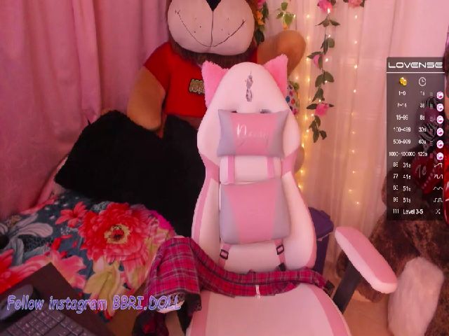 Live sex webcam photo for Xbrigittee #270831395