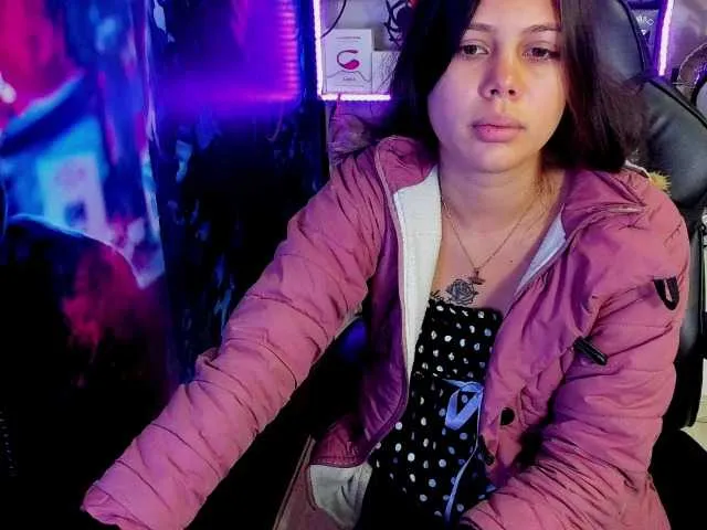 Live sex webcam photo for XCrislerSweet #270838465