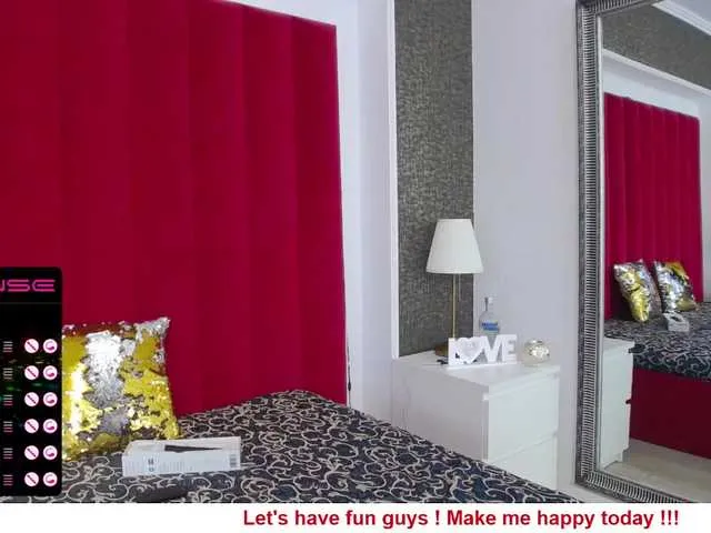 Live sex webcam photo for PassioneRossa #270837973