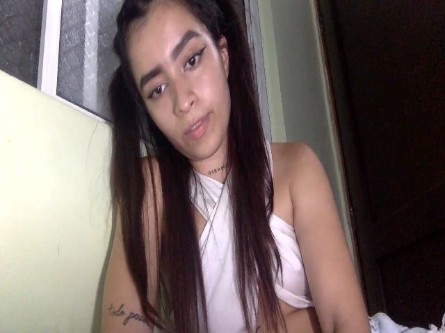 Live sex webcam photo for tinquerbell69 #270846062