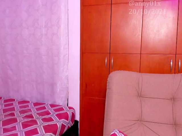 Live sex webcam photo for Anny3 #270828886