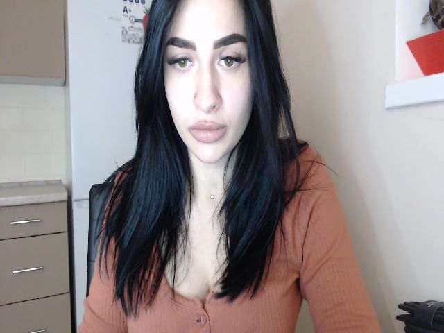 Live sex webcam photo for AniBrixx #270840542