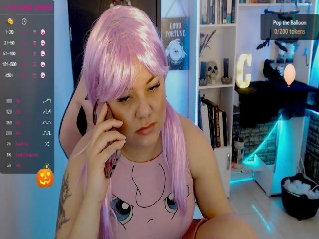 Live sex webcam photo for Clairebays_ #270831473