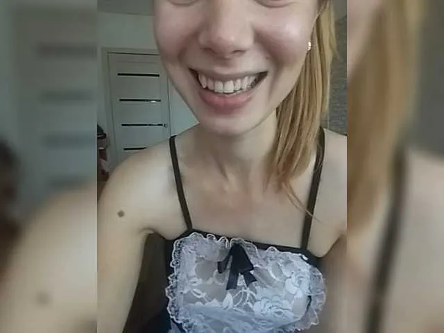 Live sex webcam photo for Alisacat8 #270828542