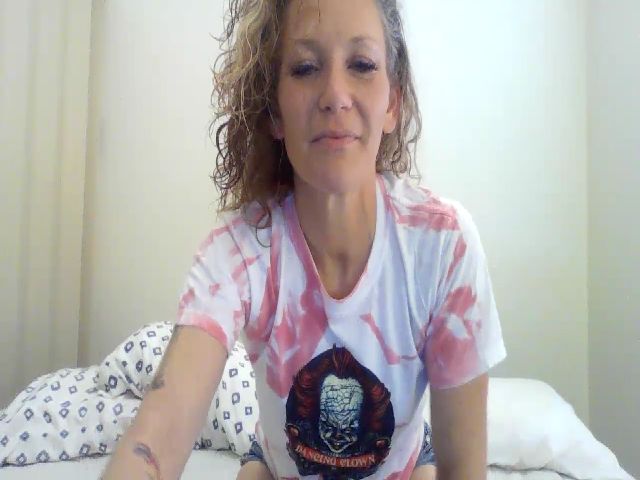 Live sex webcam photo for HarperCole78 #270844475