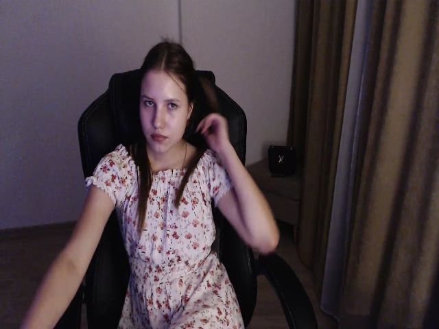 Live sex webcam photo for AngelaOwen #270839625