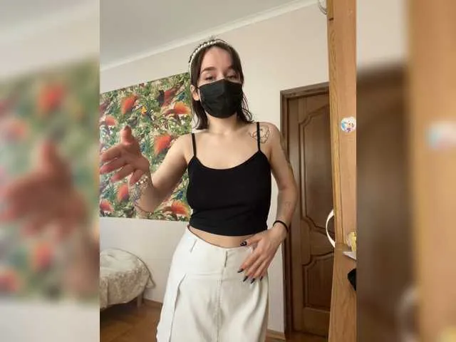 Live sex webcam photo for Mmm-h #270841837