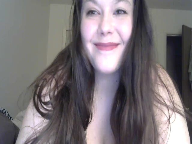 Live sex webcam photo for Katmbarn #270833220