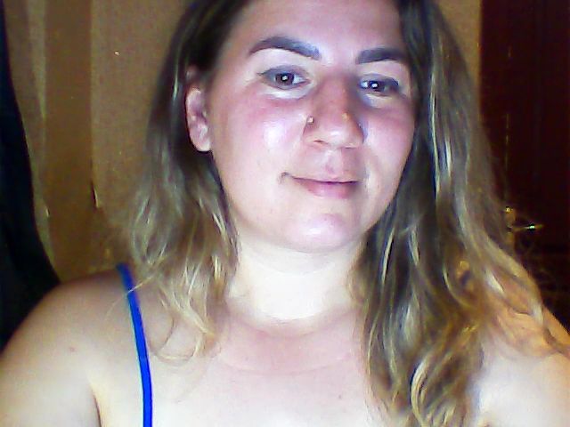 Live sex webcam photo for ChrystalBella #270846063