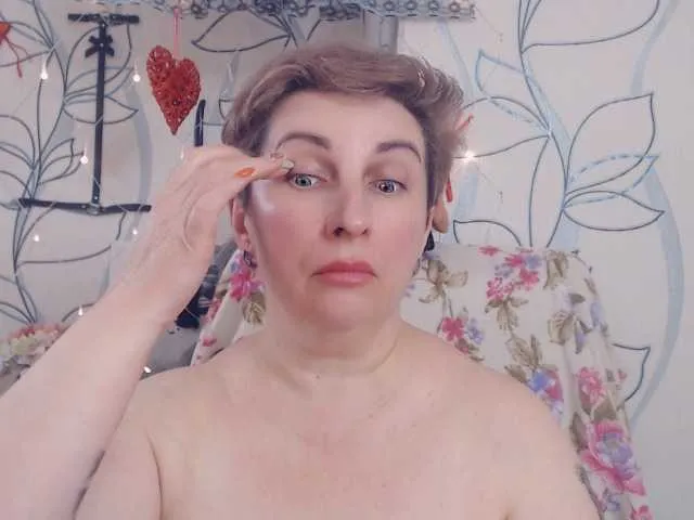 Live sex webcam photo for DepravedMadam #270856161