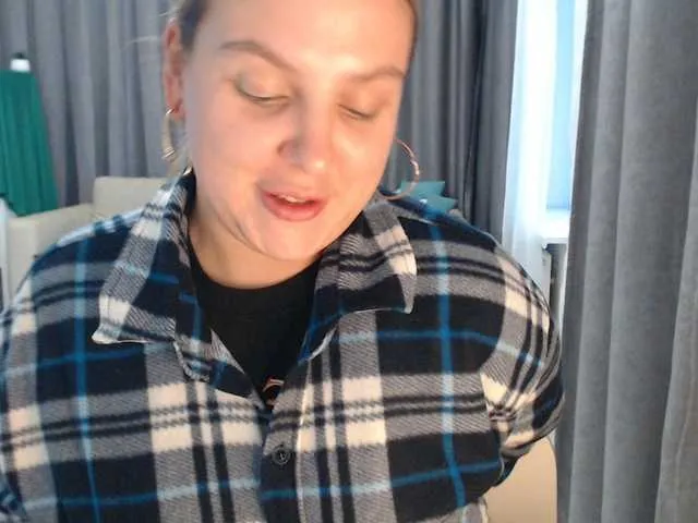 Live sex webcam photo for BugaGirls #270860546