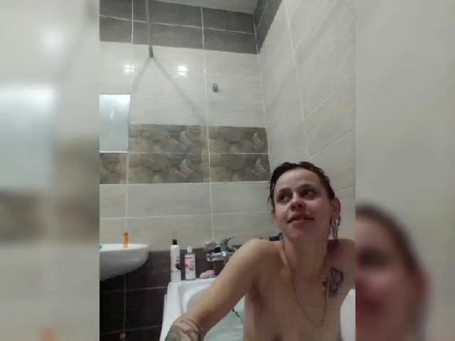 Live sex webcam photo for Murrrrmurrrr #270846925