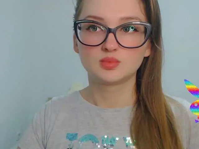 Live sex webcam photo for irisachka #270847496