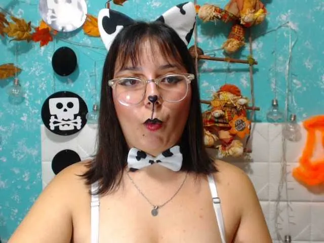 Live sex webcam photo for Little-Abby #270862403