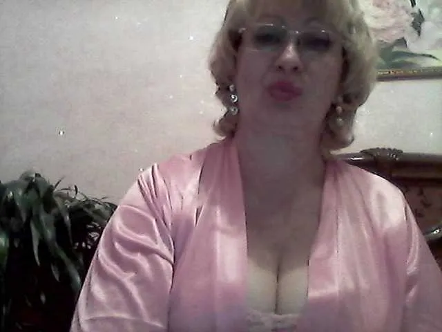 Live sex webcam photo for Ur-Mami #270860988