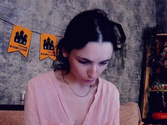 Live sex webcam photo for KariNeal #270861049