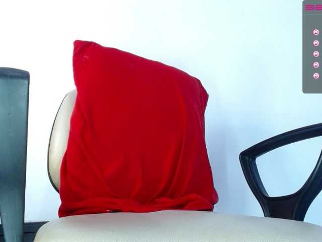 Live sex webcam photo for IdaaraSmith #270852573