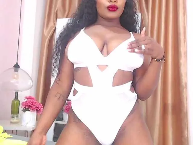Live sex webcam photo for AngelaQueen #270852653